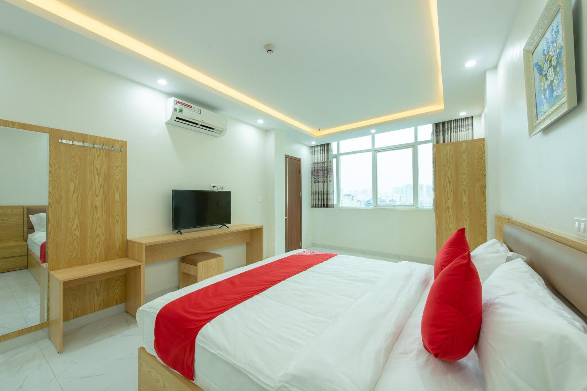 Capital O 417 Truong Son Hotel Hanoi Exteriör bild